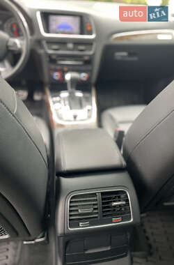 Позашляховик / Кросовер Audi Q5 2016 в 