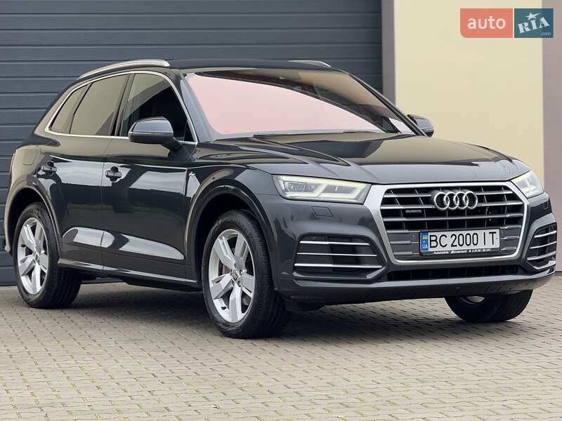 Внедорожник / Кроссовер Audi Q5 2017 в Стрые