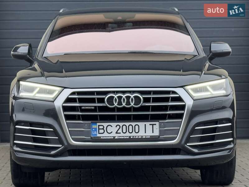 Внедорожник / Кроссовер Audi Q5 2017 в Стрые