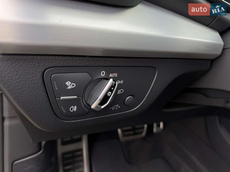 Внедорожник / Кроссовер Audi Q5 2017 в Стрые