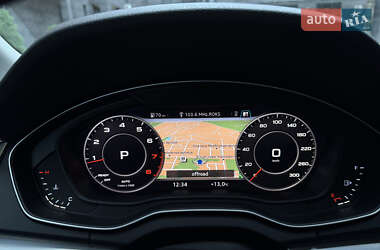 Позашляховик / Кросовер Audi Q5 2018 в 