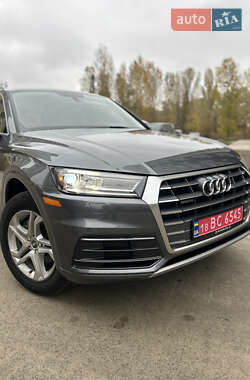 Позашляховик / Кросовер Audi Q5 2017 в Сумах