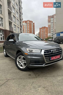Позашляховик / Кросовер Audi Q5 2017 в Сумах