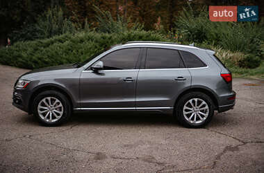 Внедорожник / Кроссовер Audi Q5 2012 в 
