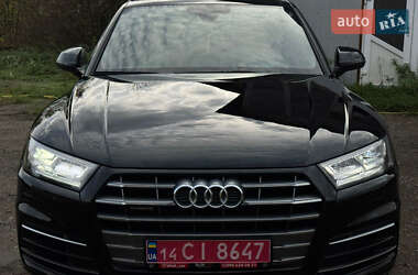 Внедорожник / Кроссовер Audi Q5 2020 в 