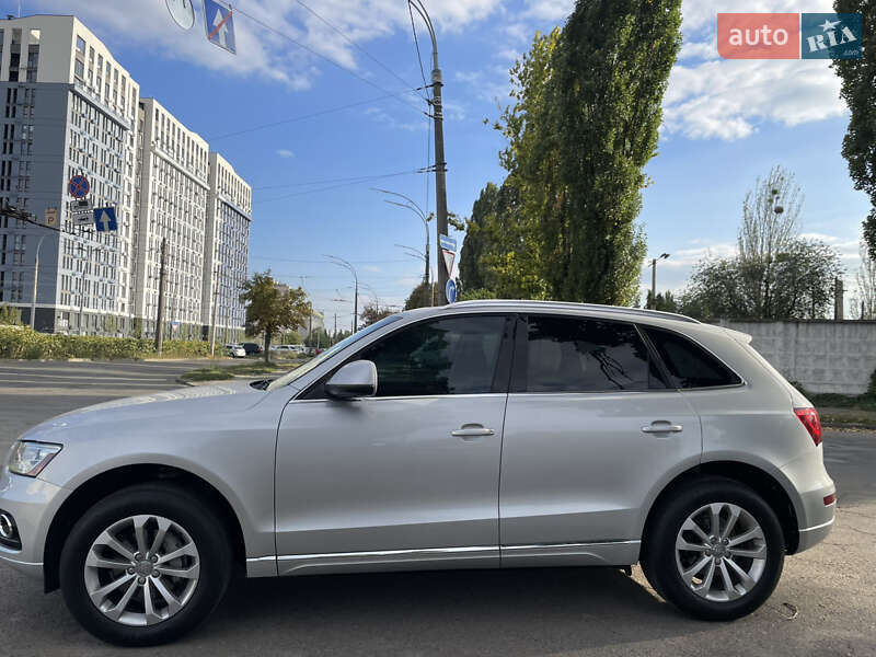 Внедорожник / Кроссовер Audi Q5 2013 в Киеве
