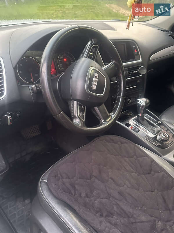Позашляховик / Кросовер Audi Q5 2011 в Стрию