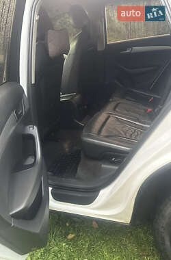 Внедорожник / Кроссовер Audi Q5 2011 в 