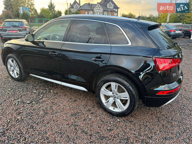 Позашляховик / Кросовер Audi Q5 2018 в Луцьку фото 15 Позашляховик / Кросовер Audi Q5 2018 в Луцьку