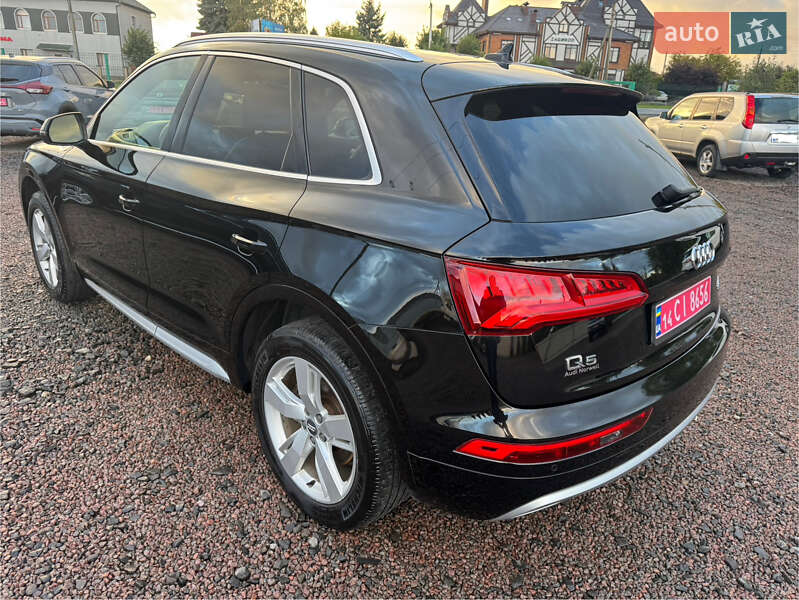 Позашляховик / Кросовер Audi Q5 2018 в Луцьку фото 14 Позашляховик / Кросовер Audi Q5 2018 в Луцьку