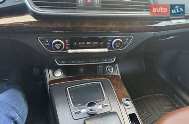 Внедорожник / Кроссовер Audi Q5 2018 в 