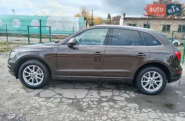 Внедорожник / Кроссовер Audi Q5 2012 в 