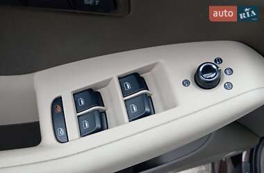 Внедорожник / Кроссовер Audi Q5 2012 в 