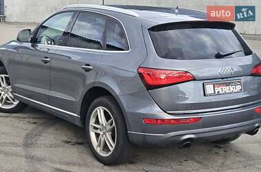 Внедорожник / Кроссовер Audi Q5 2015 в 
