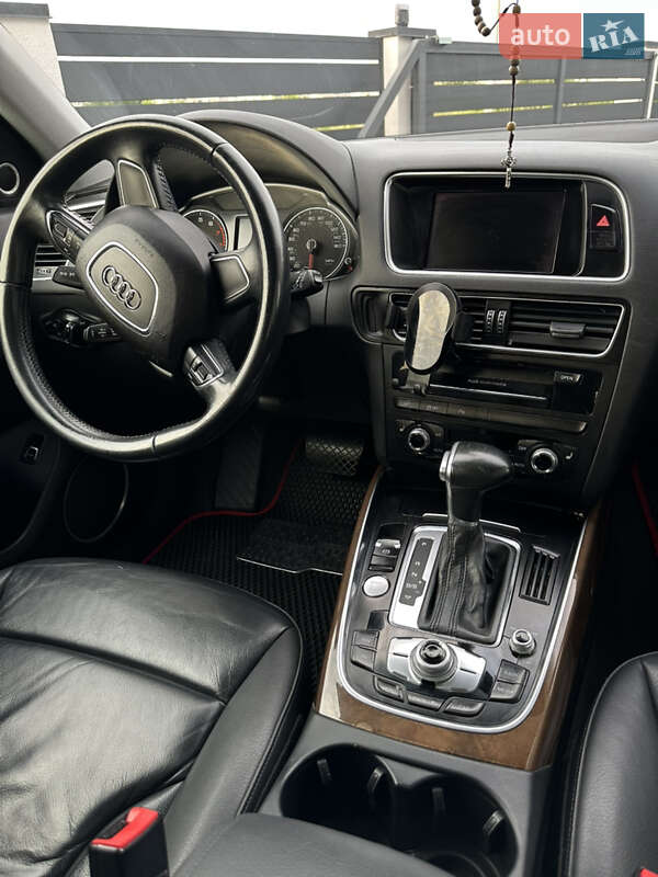 Внедорожник / Кроссовер Audi Q5 2016 в Львове