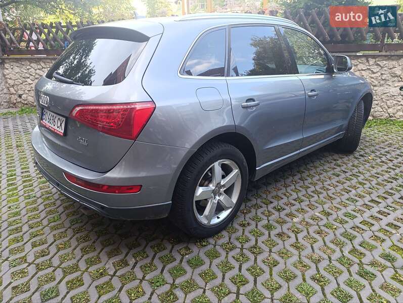 Позашляховик / Кросовер Audi Q5 2010 в Тернополі
