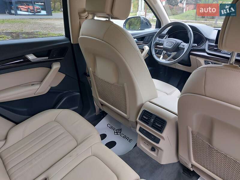 Внедорожник / Кроссовер Audi Q5 2019 в Дрогобыче