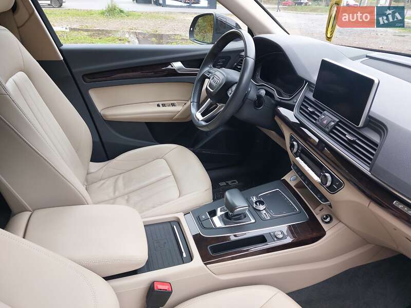 Внедорожник / Кроссовер Audi Q5 2019 в Дрогобыче