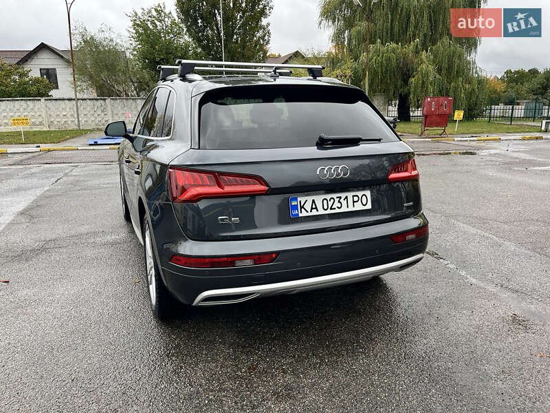 Позашляховик / Кросовер Audi Q5 2019 в Василькові
