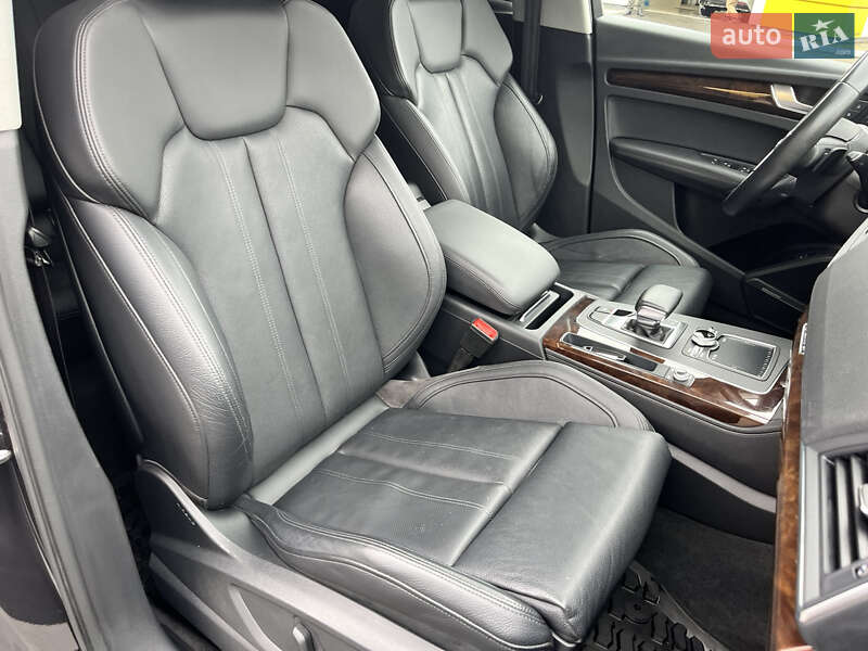 Позашляховик / Кросовер Audi Q5 2019 в Василькові