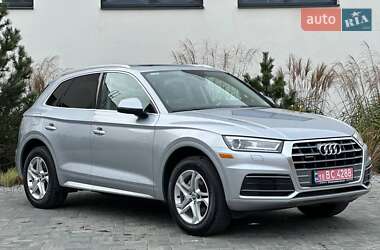 Внедорожник / Кроссовер Audi Q5 2019 в 