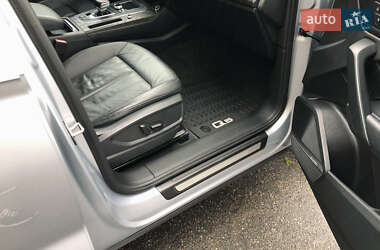 Внедорожник / Кроссовер Audi Q5 2018 в 