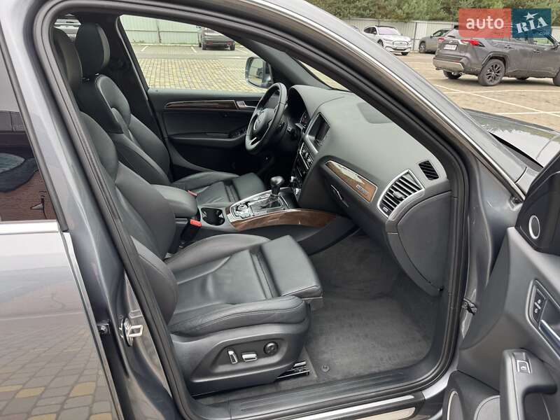 Внедорожник / Кроссовер Audi Q5 2016 в Луцке