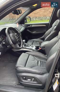 Внедорожник / Кроссовер Audi Q5 2015 в 