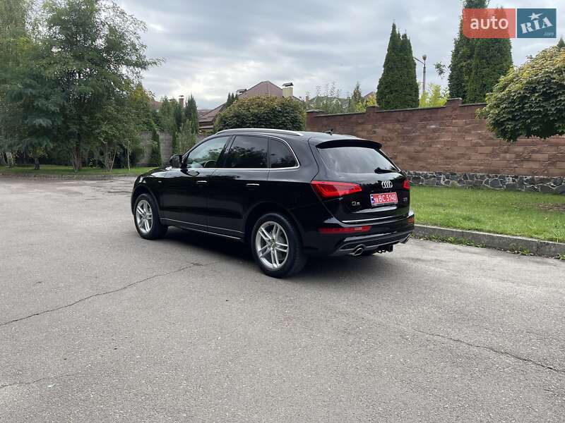 Внедорожник / Кроссовер Audi Q5 2015 в Ровно