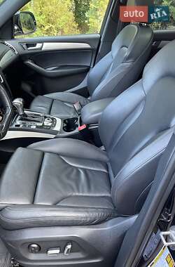 Внедорожник / Кроссовер Audi Q5 2015 в 