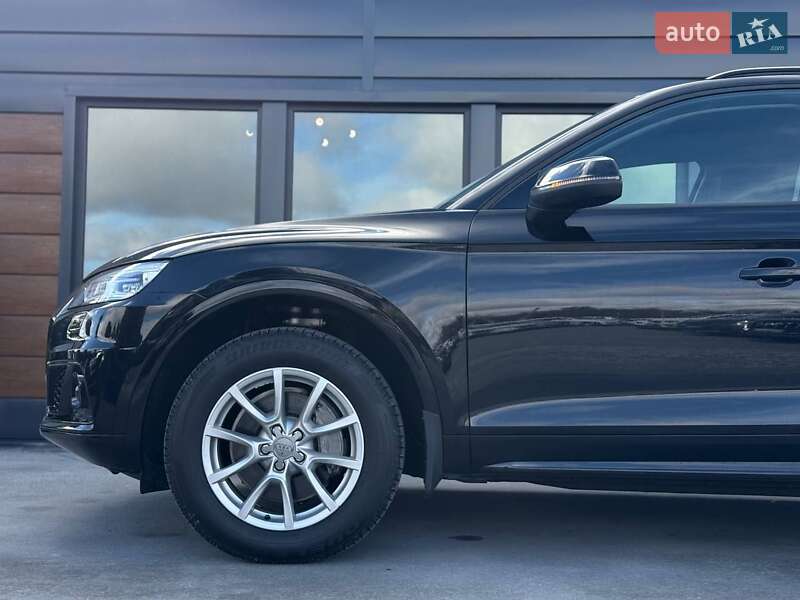 Позашляховик / Кросовер Audi Q5 2017 в Рівному фото 2 Позашляховик / Кросовер Audi Q5 2017 в Рівному