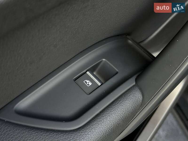 Позашляховик / Кросовер Audi Q5 2017 в Рівному фото 41 Позашляховик / Кросовер Audi Q5 2017 в Рівному