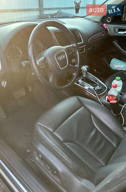 Позашляховик / Кросовер Audi Q5 2012 в 