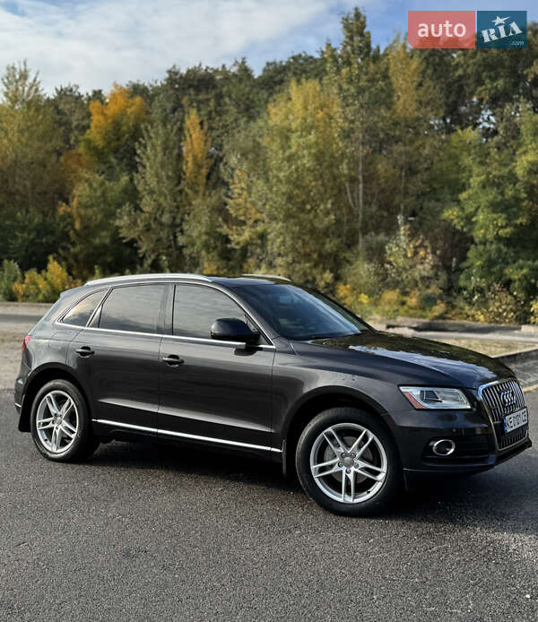 Позашляховик / Кросовер Audi Q5 2014 в Дніпрі