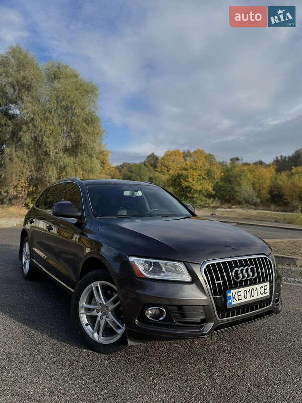 Позашляховик / Кросовер Audi Q5 2014 в Дніпрі