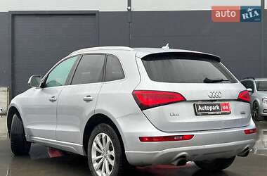 Позашляховик / Кросовер Audi Q5 2015 в 