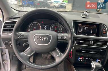 Позашляховик / Кросовер Audi Q5 2015 в 