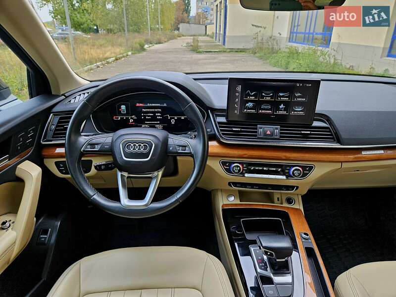 Позашляховик / Кросовер Audi Q5 2021 в Кривому Розі