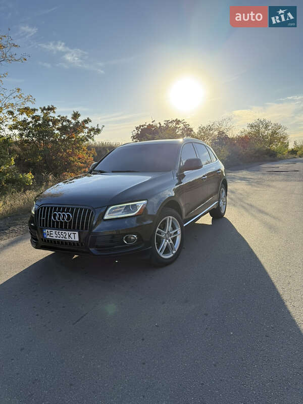 Позашляховик / Кросовер Audi Q5 2015 в Томаківці