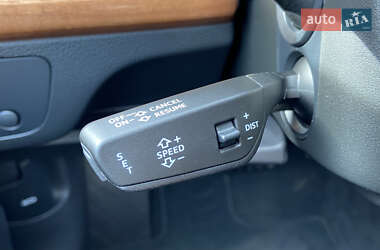 Позашляховик / Кросовер Audi Q5 2021 в 