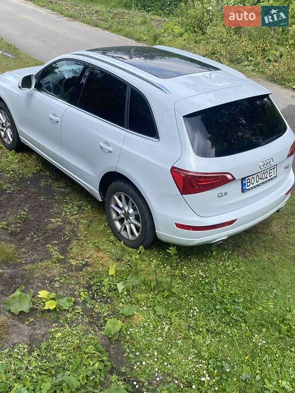 Позашляховик / Кросовер Audi Q5 2011 в Тернополі