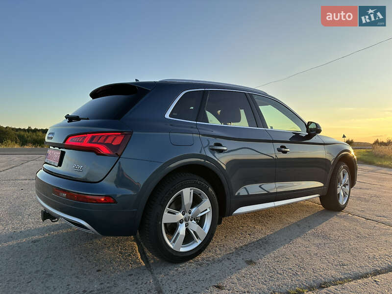 Внедорожник / Кроссовер Audi Q5 2018 в Луцке