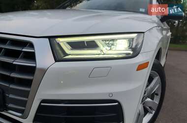 Внедорожник / Кроссовер Audi Q5 2019 в 