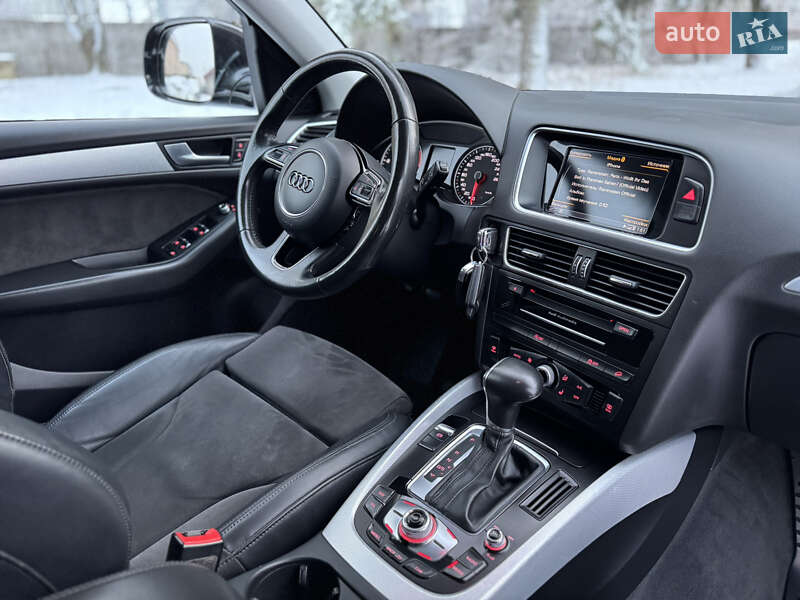 Позашляховик / Кросовер Audi Q5 2017 в Чернівцях