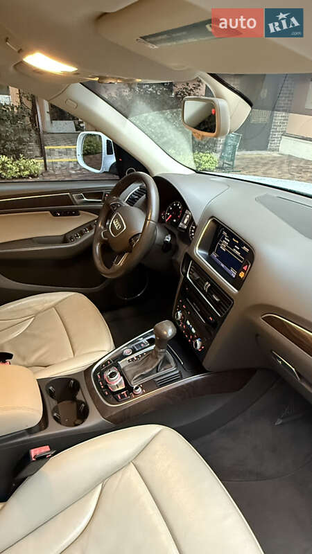 Позашляховик / Кросовер Audi Q5 2014 в Києві