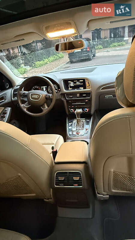 Позашляховик / Кросовер Audi Q5 2014 в Києві