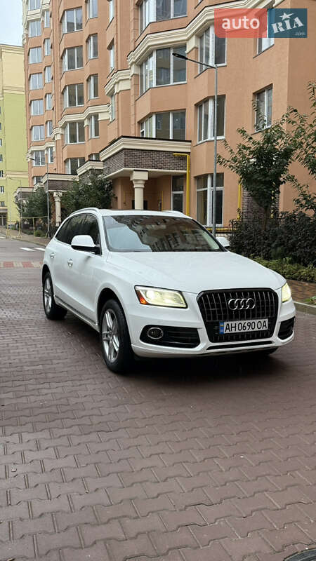 Позашляховик / Кросовер Audi Q5 2014 в Києві