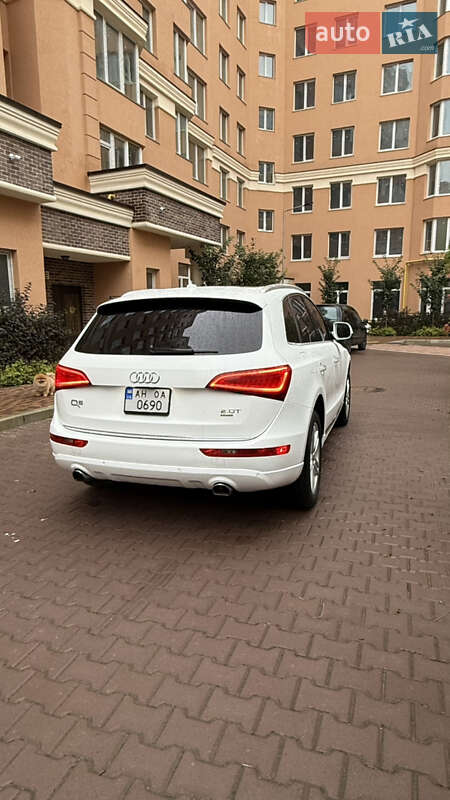 Позашляховик / Кросовер Audi Q5 2014 в Києві
