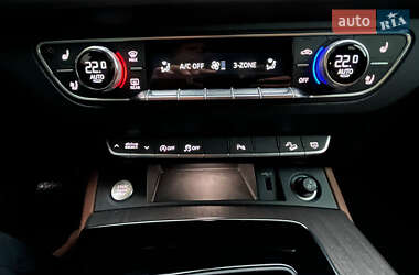Внедорожник / Кроссовер Audi Q5 2020 в 