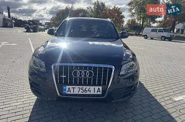 Внедорожник / Кроссовер Audi Q5 2012 в 